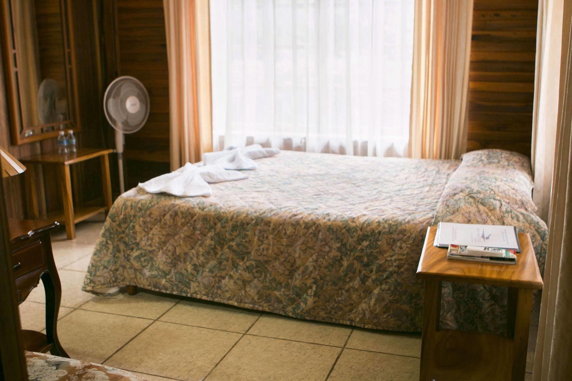 Santa Elena Lodge Cuajiniquil Экстерьер фото